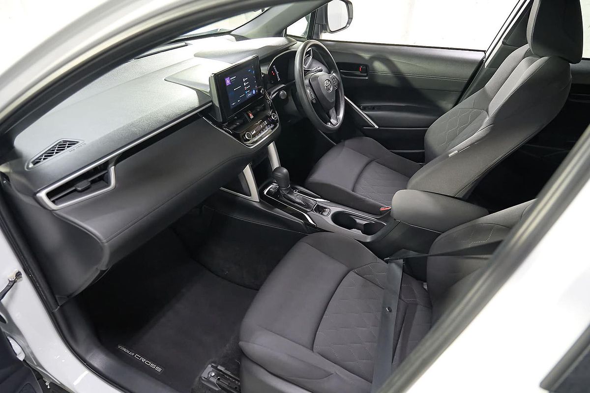 2023 Toyota Corolla Cross GX MXGA10R