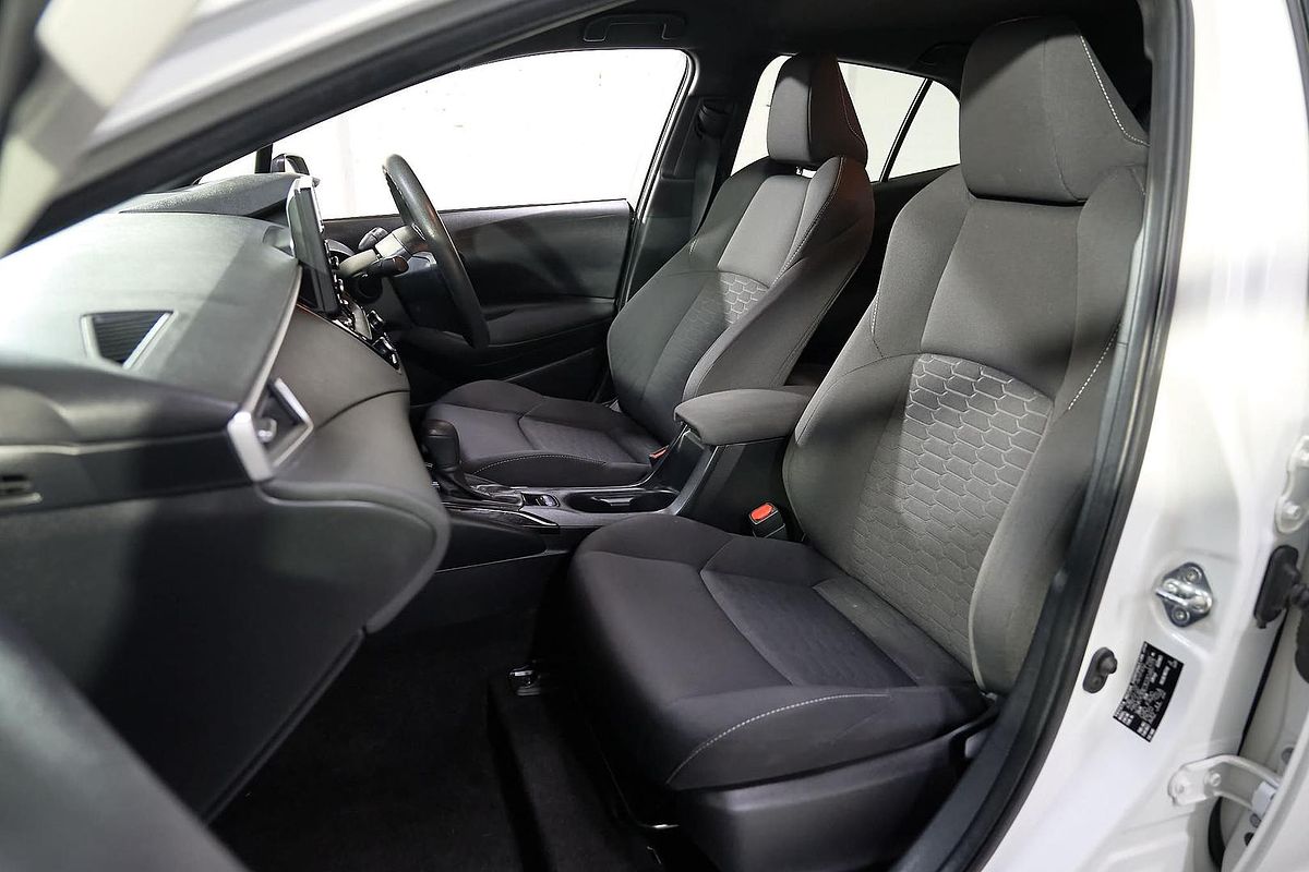 2022 Toyota Corolla Ascent Sport Hybrid ZWE211R