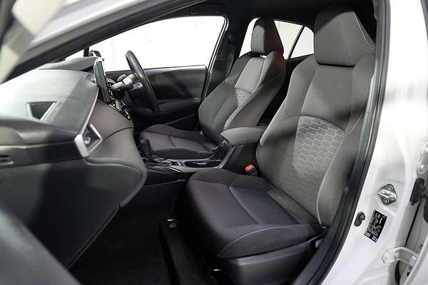 2022 Toyota Corolla Ascent Sport Hybrid ZWE211R