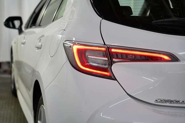 2022 Toyota Corolla Ascent Sport Hybrid ZWE211R