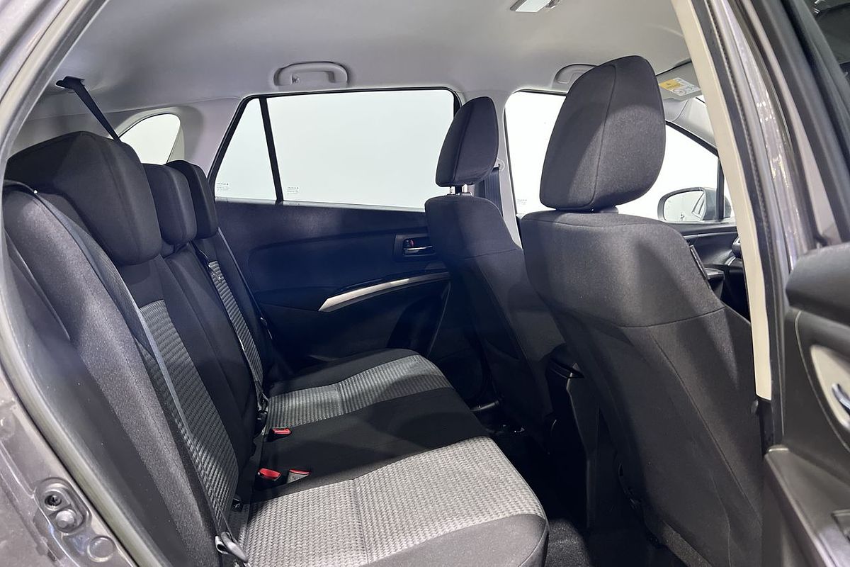 2023 Suzuki S-Cross Plus JYB