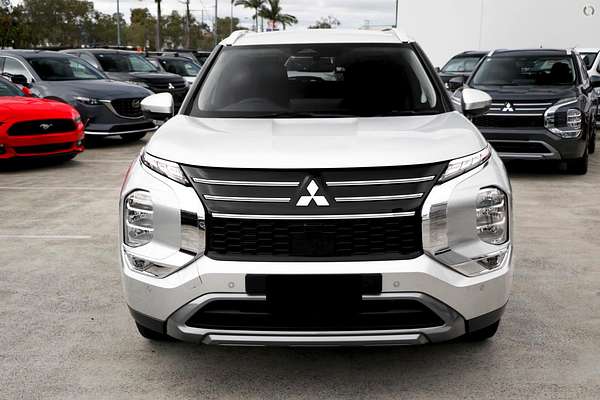 2025 Mitsubishi Outlander LS ZM