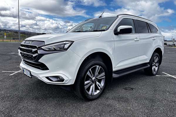 2024 Isuzu MU-X LS-T