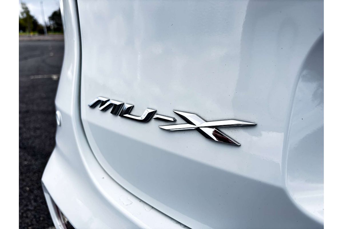 2024 Isuzu MU-X LS-T