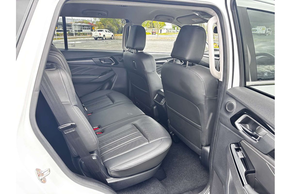 2024 Isuzu MU-X LS-T