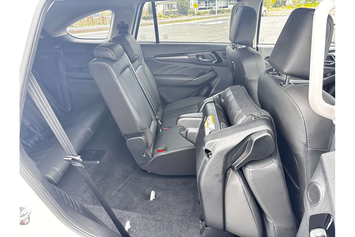 2024 Isuzu MU-X LS-T