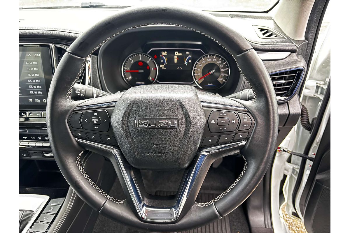 2024 Isuzu MU-X LS-T