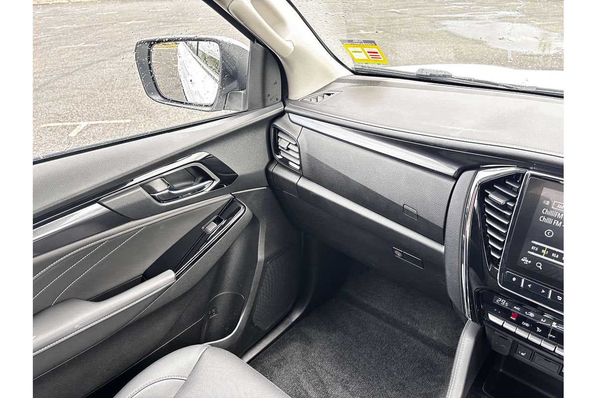 2024 Isuzu MU-X LS-T