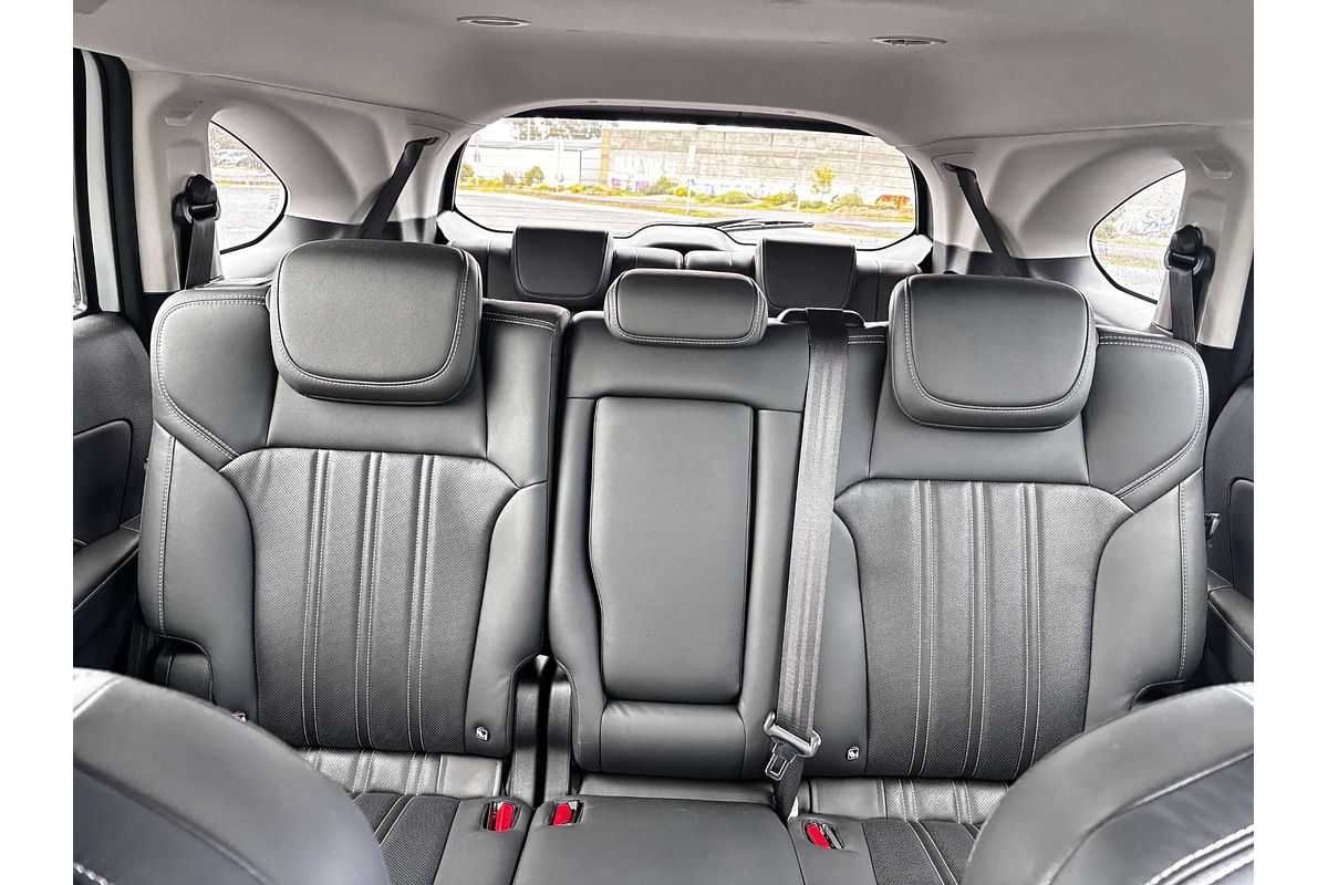 2024 Isuzu MU-X LS-T