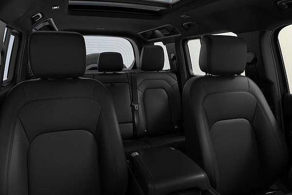 2025 Land Rover Defender 110 P400 X-Dynamic HSE L663
