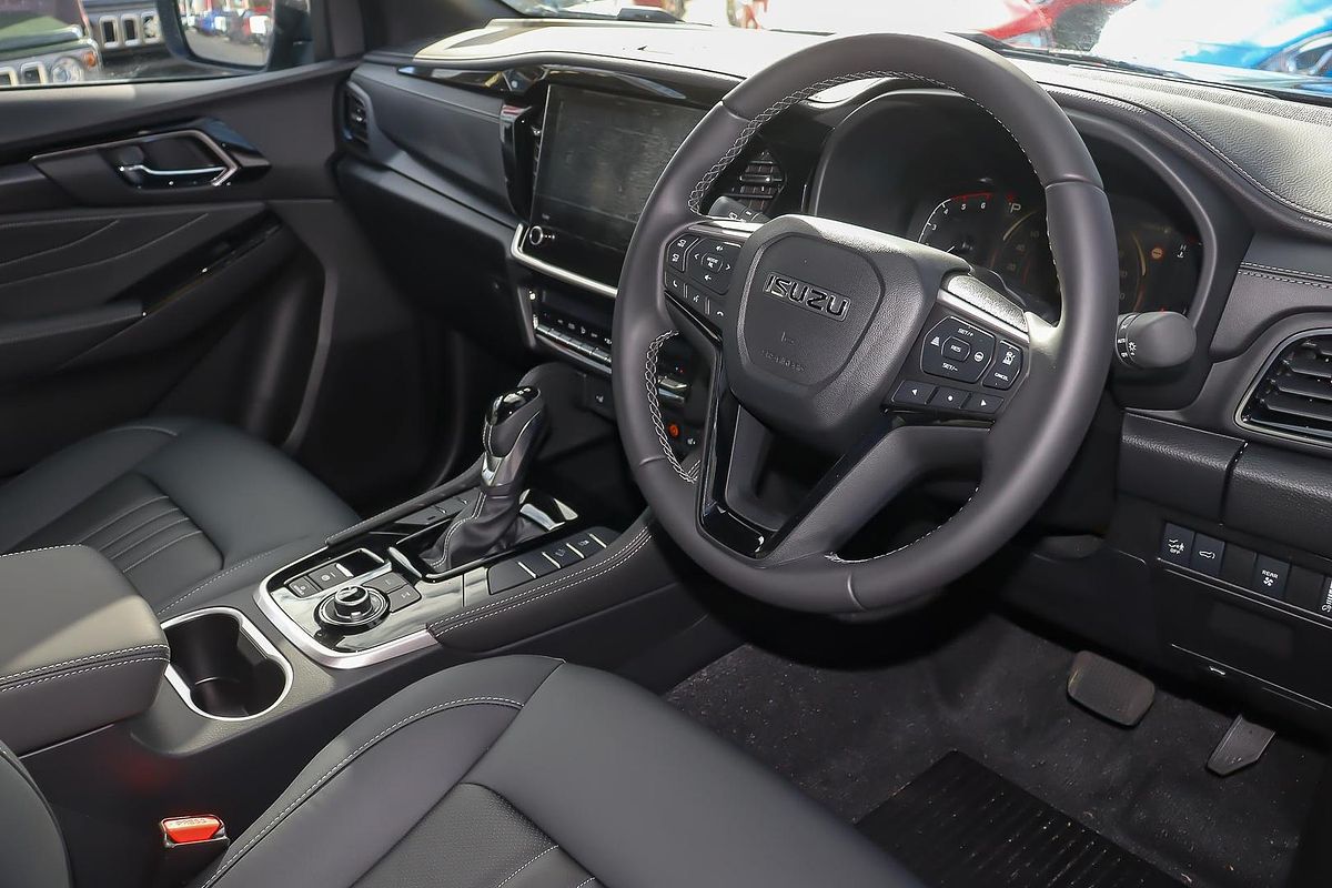 2025 Isuzu MU-X LS-T