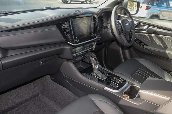 2025 Isuzu MU-X LS-T