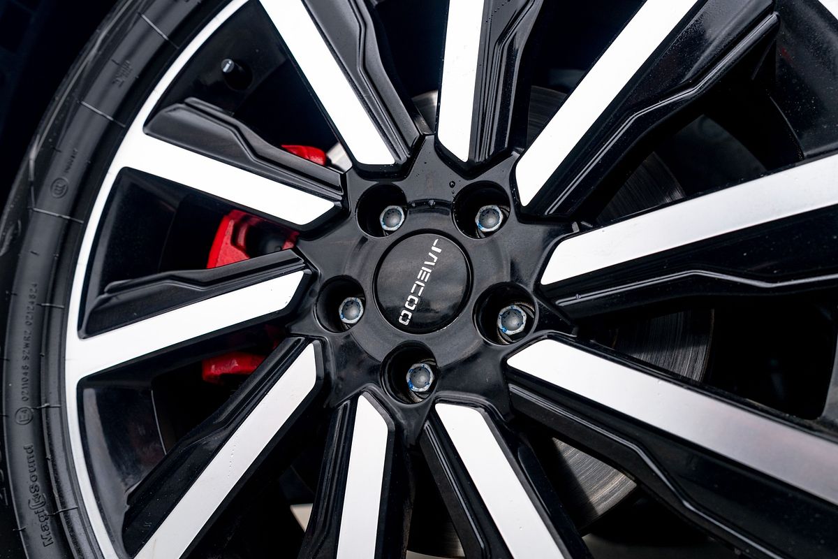 2025 Jaecoo J7 Ex Plus 1.6Pt/Awd