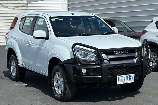 2018 Isuzu MU-X LS-M
