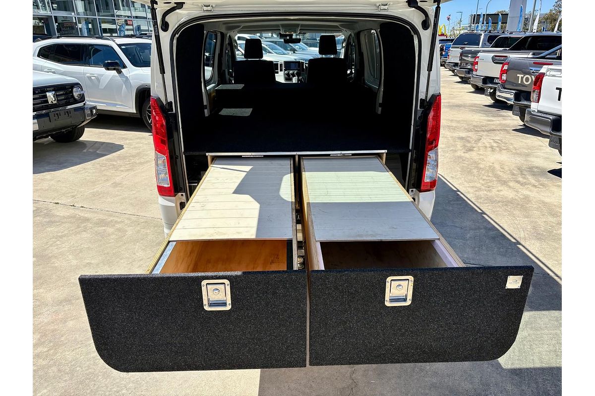 2021 Toyota Hiace GDH300R LWB