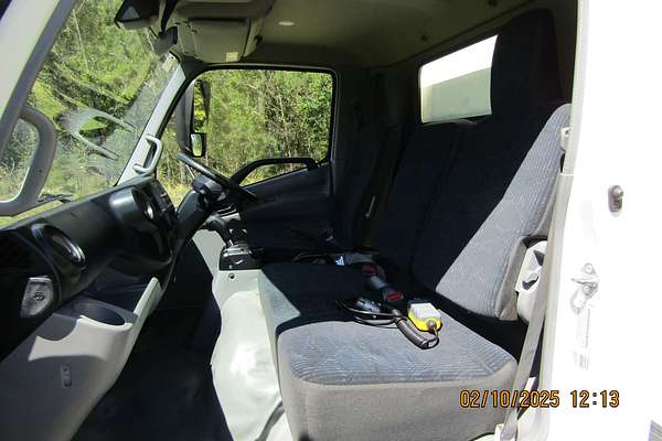 2023 Hino 300 616 3430 WIDE XZU710R MY20 REAR WHEEL DRIVE