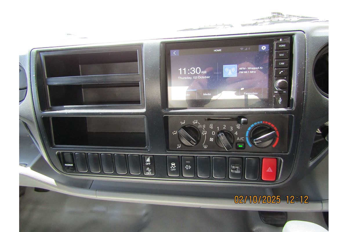 2023 Hino 300 616 3430 WIDE XZU710R MY20 REAR WHEEL DRIVE