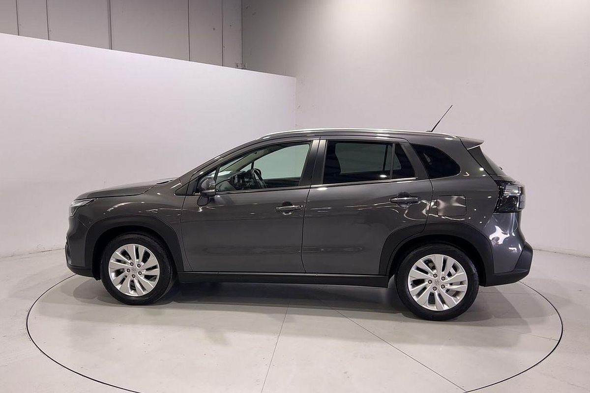 2023 Suzuki S-Cross Plus JYB