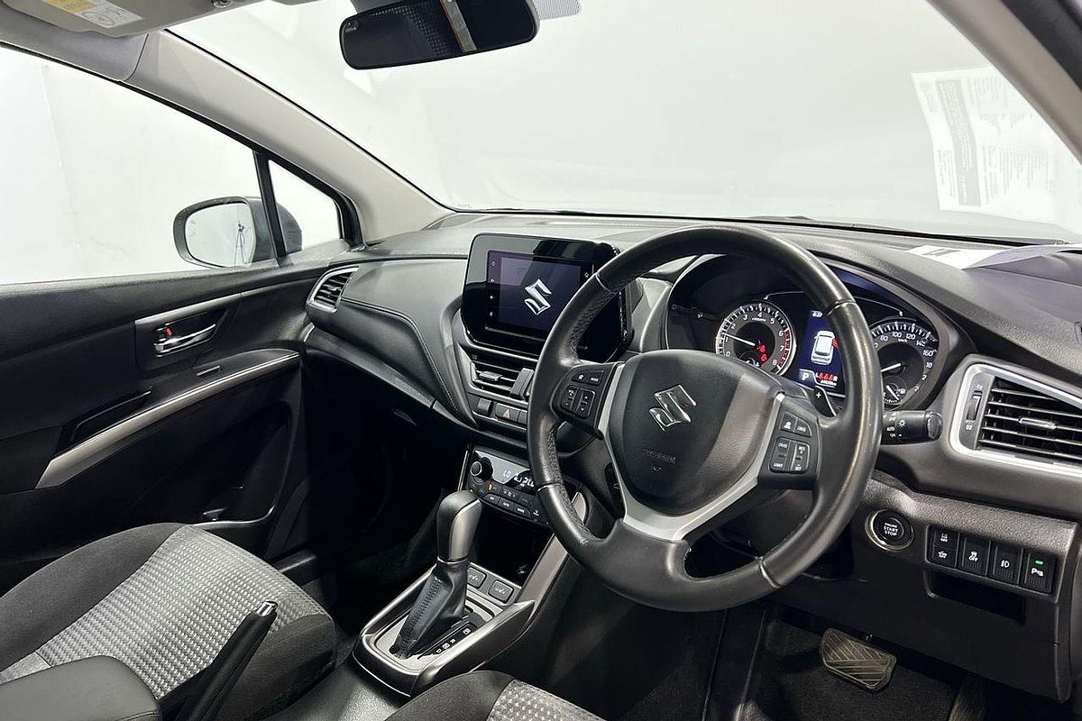 2023 Suzuki S-Cross Plus JYB