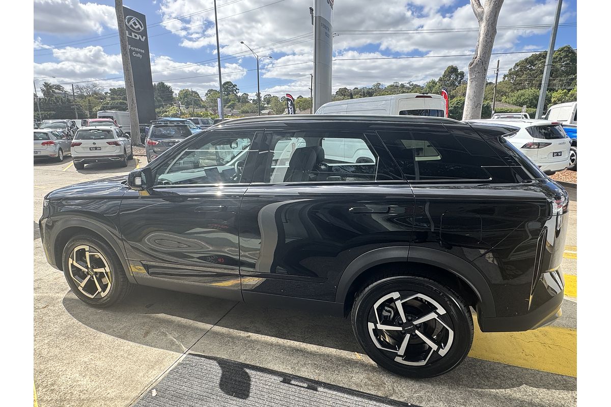 2025 Jaecoo J7 Track