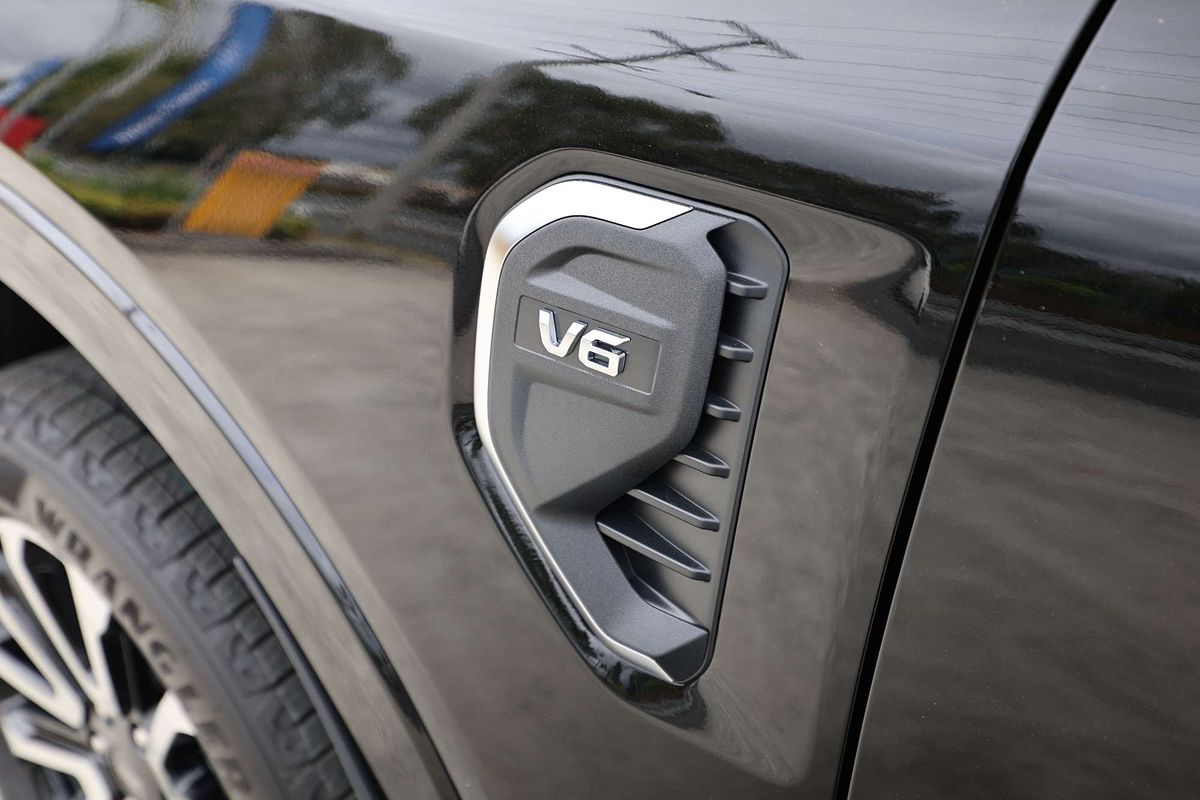2025 Ford Ranger Platinum 4X4 3.0L