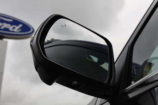 2025 Ford Ranger Platinum 4X4 3.0L