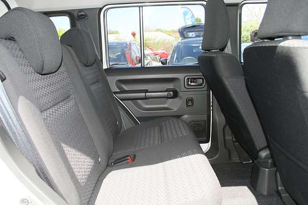 2025 Suzuki Jimny XL JJ