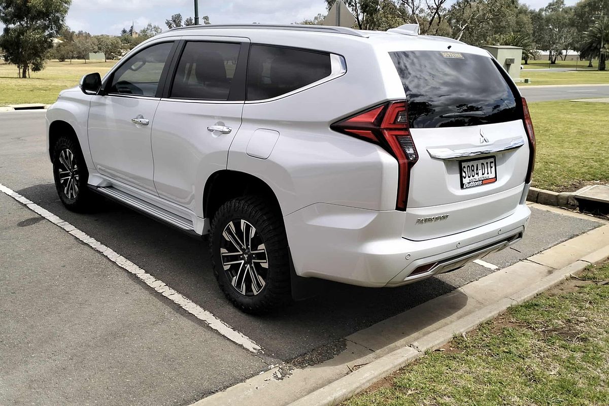 2020 Mitsubishi Pajero Sport GLS QF