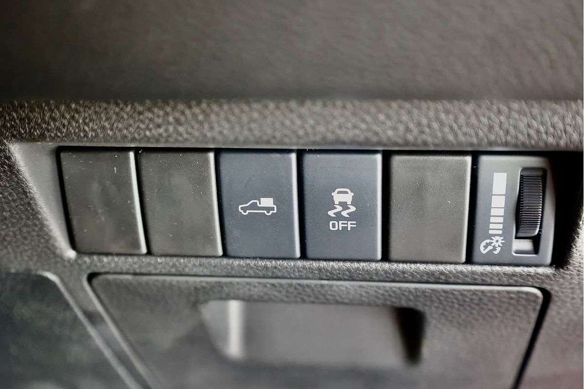 2025 Mazda BT-50 SP TF 4X4