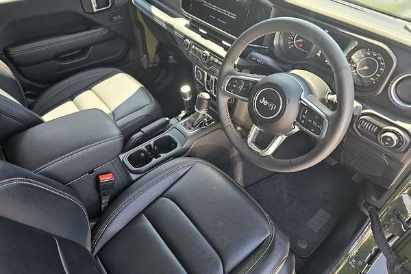 2024 Jeep Wrangler Unlimited Overland JL
