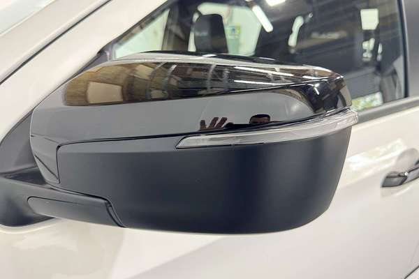 2025 Isuzu D-MAX BLADE 4X4