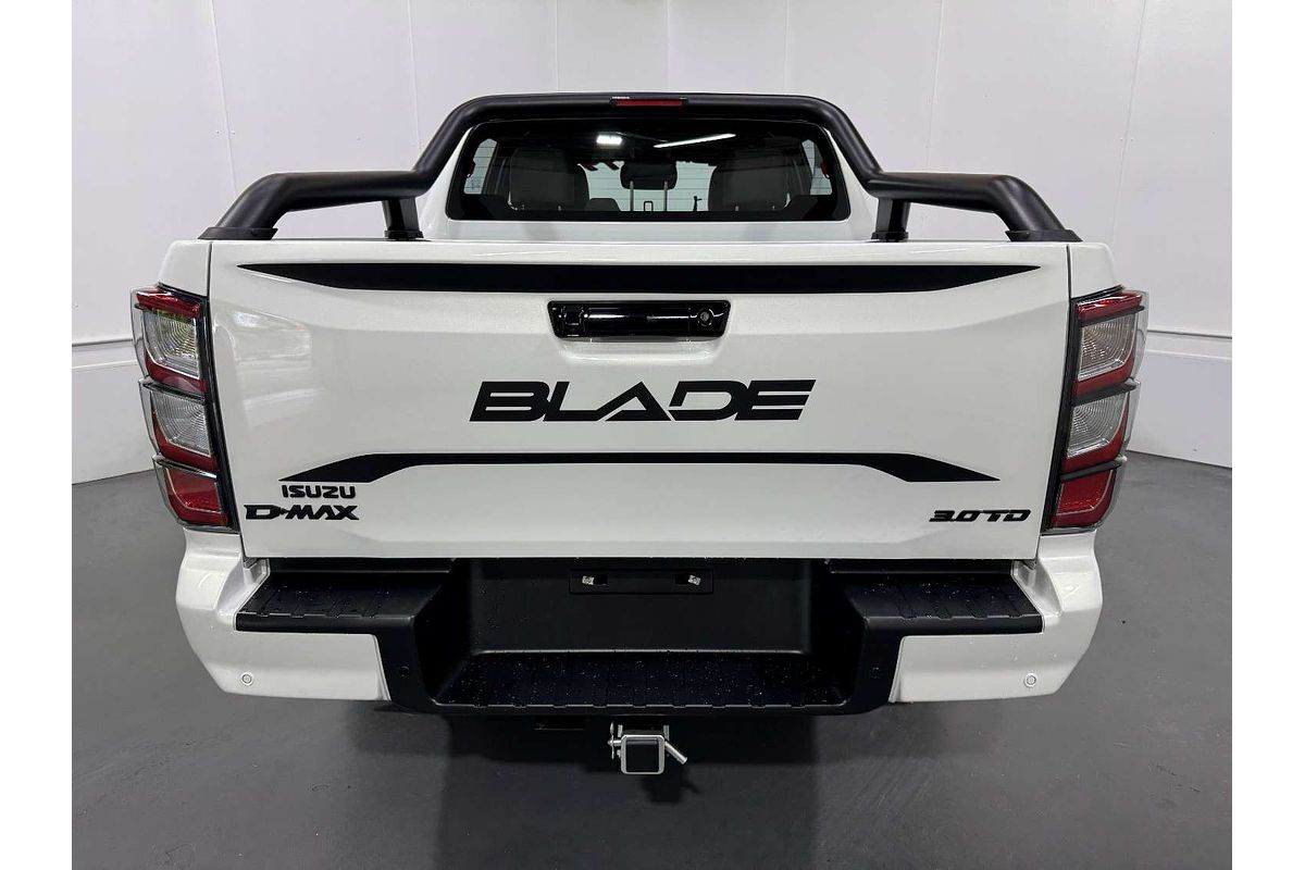 2025 Isuzu D-MAX BLADE 4X4