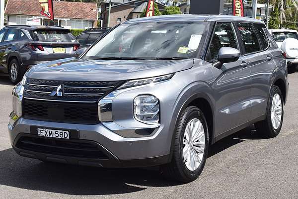 2022 Mitsubishi Outlander ES ZM
