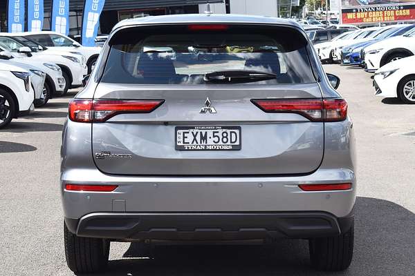 2022 Mitsubishi Outlander ES ZM
