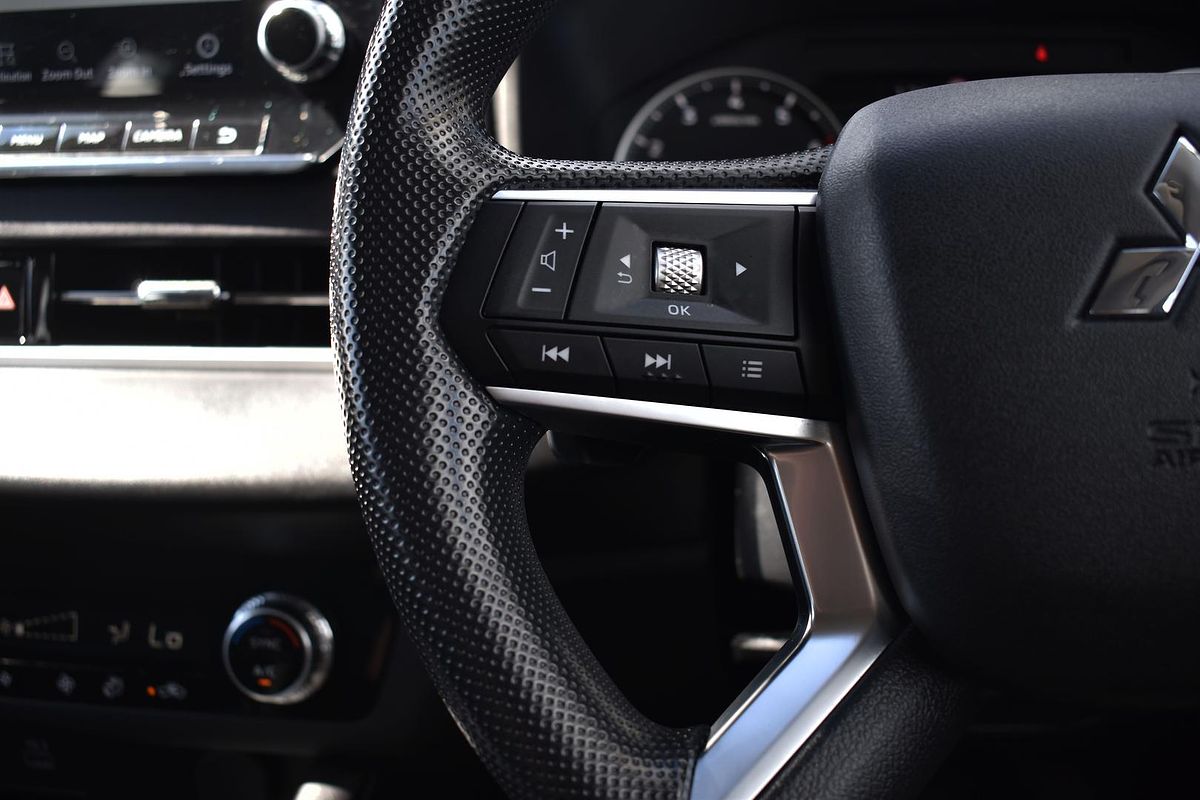 2022 Mitsubishi Outlander ES ZM