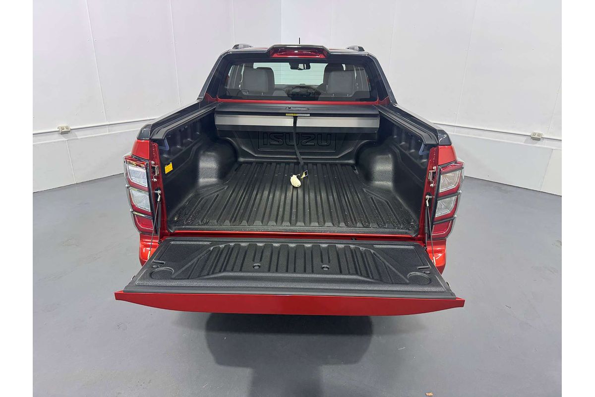 2025 Isuzu D-MAX X-TERRAIN 4X4
