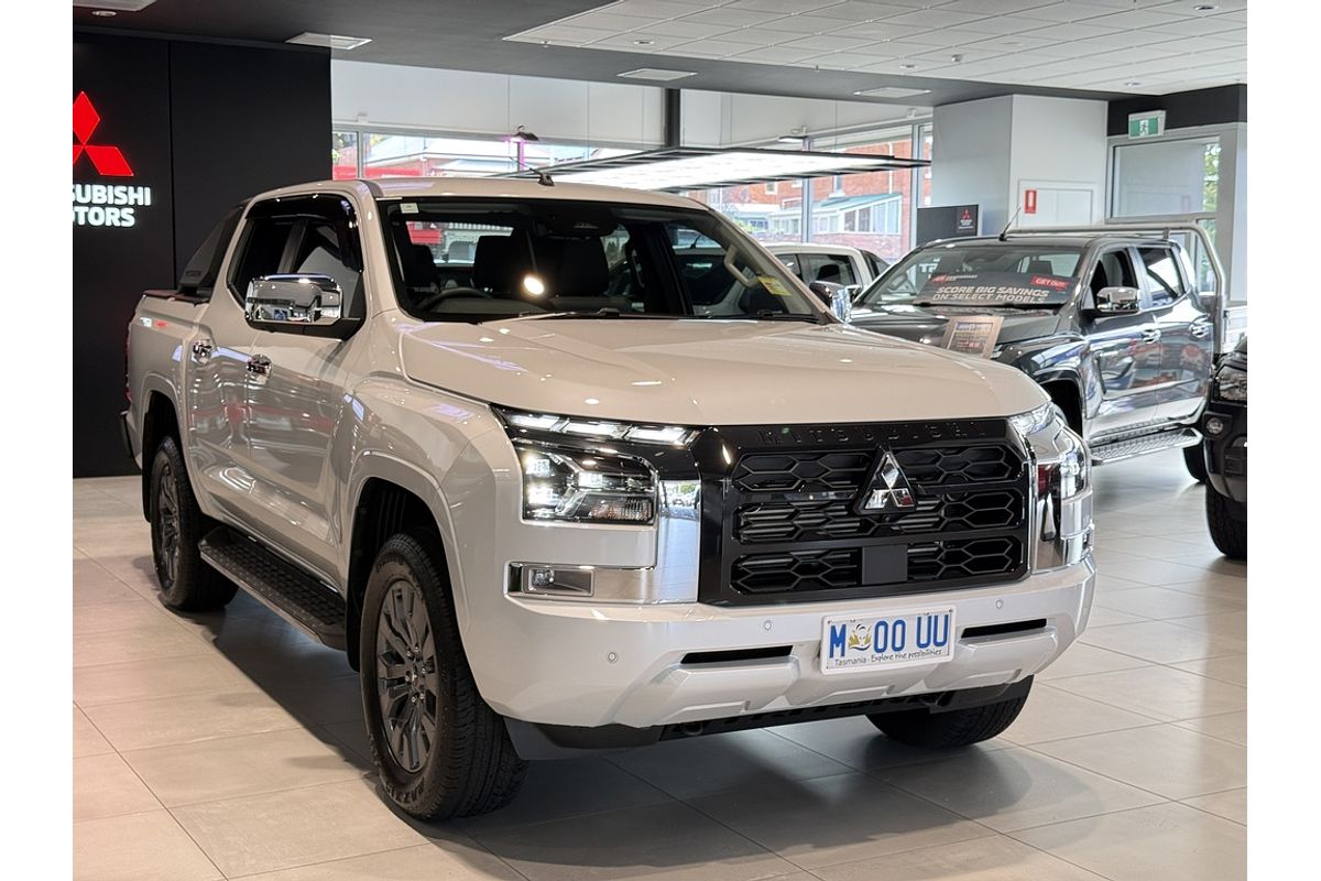 2025 Mitsubishi Triton GLS MV 4X4