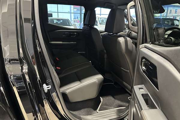 2025 Mitsubishi Triton GSR MV