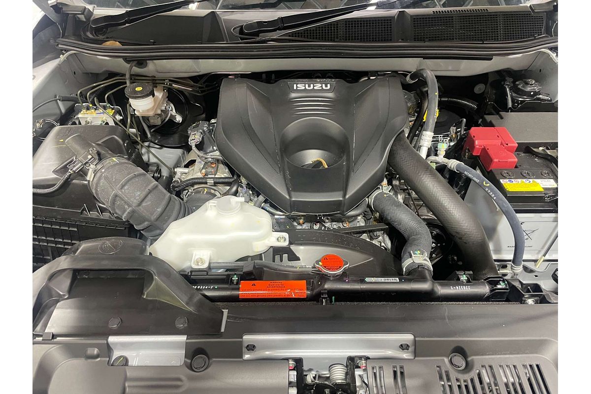 2025 Isuzu D-MAX X-TERRAIN 4X4