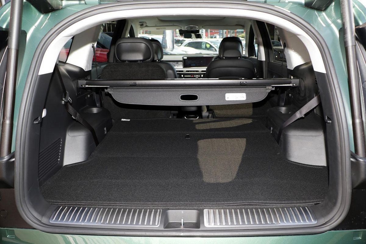 2025 Hyundai IONIQ 9 CALLIGRAPHY E4 (6 SEAT) ME.V1 MY26