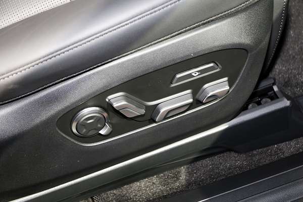 2025 Hyundai IONIQ 9 CALLIGRAPHY E4 (6 SEAT) ME.V1 MY26