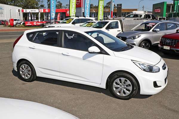 2016 Hyundai Accent Active RB4