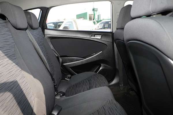 2016 Hyundai Accent Active RB4