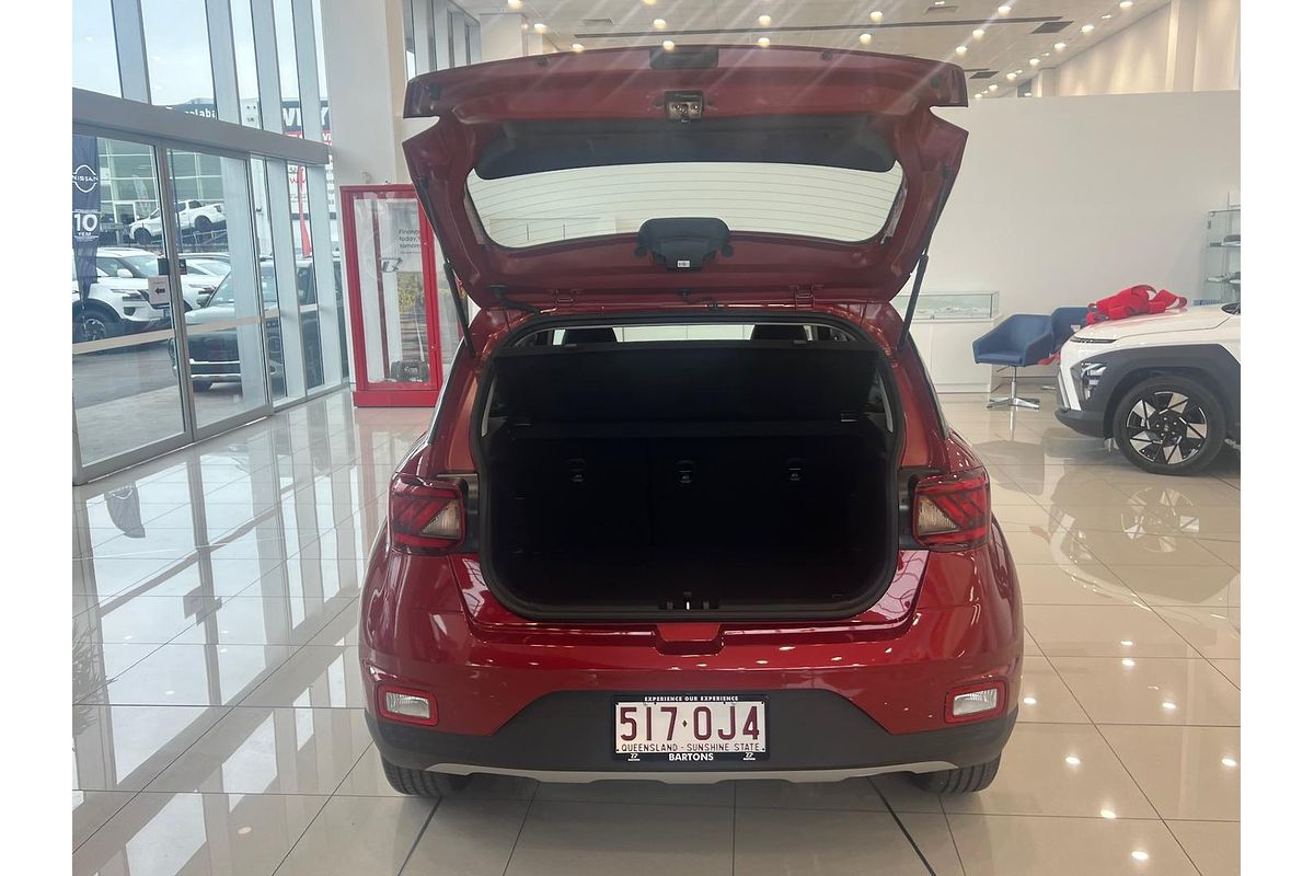 2025 Hyundai Venue Active QX.V5