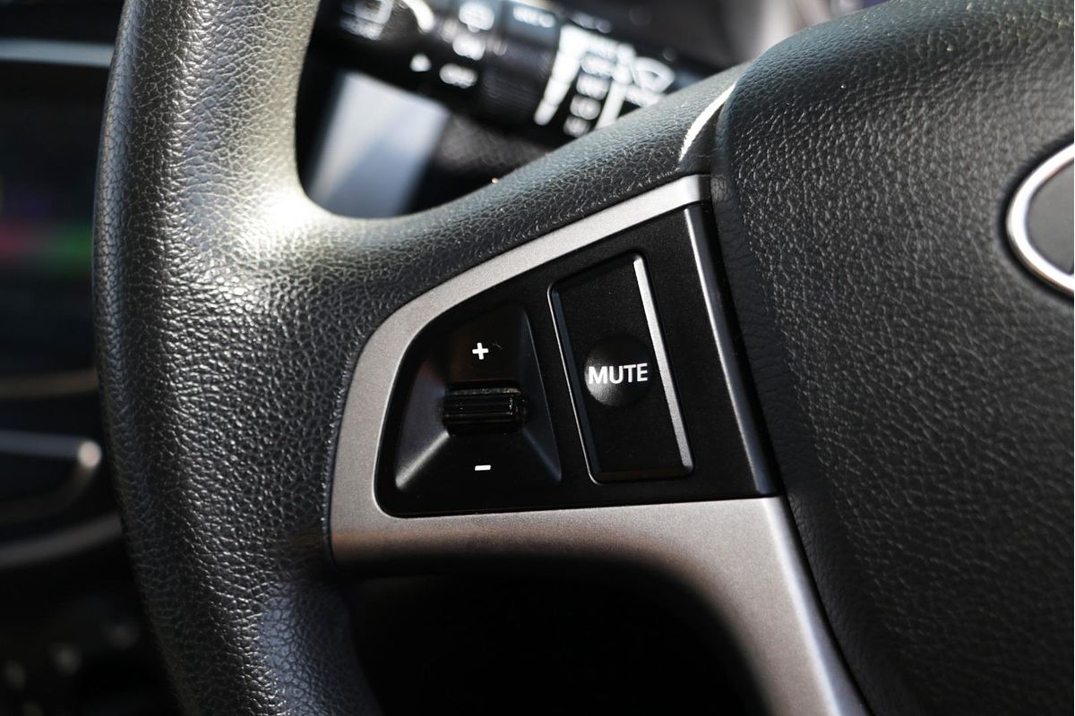 2016 Hyundai Accent Active RB4
