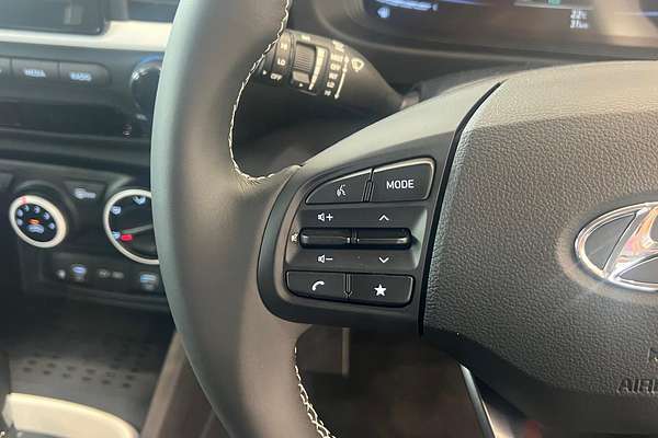 2025 Hyundai Venue Active QX.V5