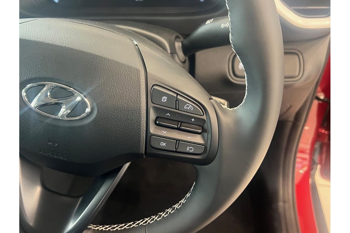 2025 Hyundai Venue Active QX.V5