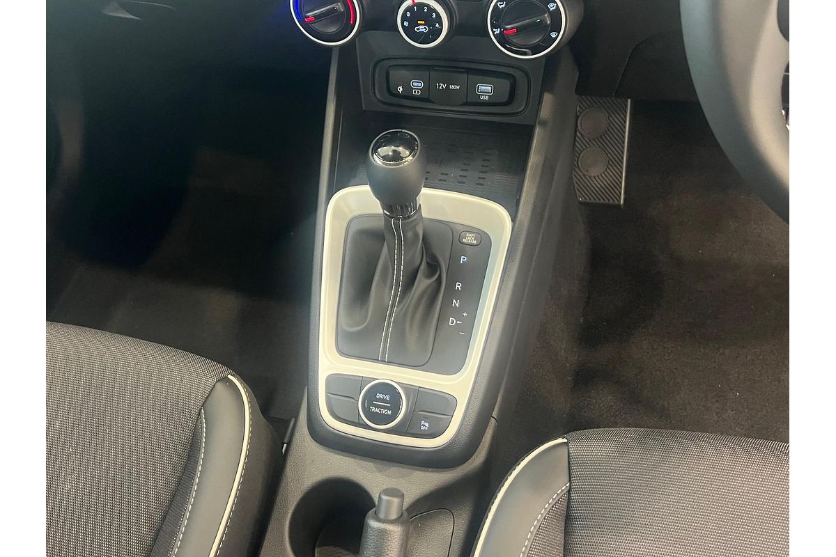 2025 Hyundai Venue Active QX.V5