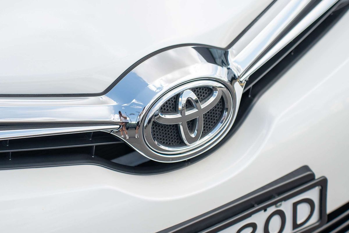 2016 Toyota Corolla Ascent Sport ZRE182R
