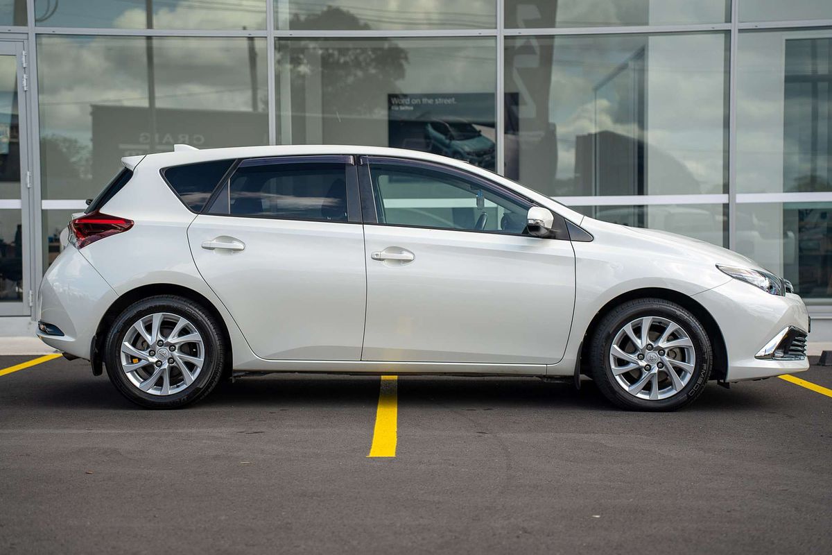 2016 Toyota Corolla Ascent Sport ZRE182R